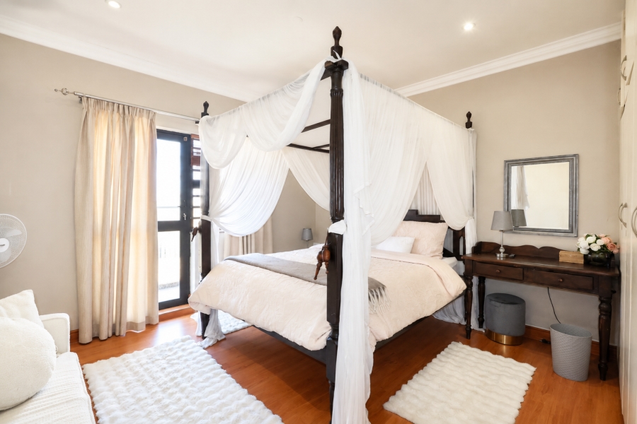 3 Bedroom Property for Sale in Waves Edge Western Cape
